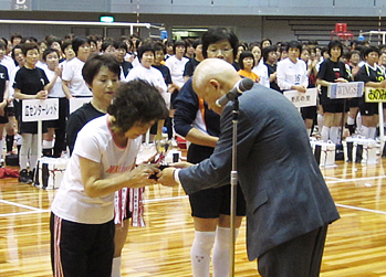 第19回 広島県家庭婦人　バレーボールいそじ大会開催 写真2